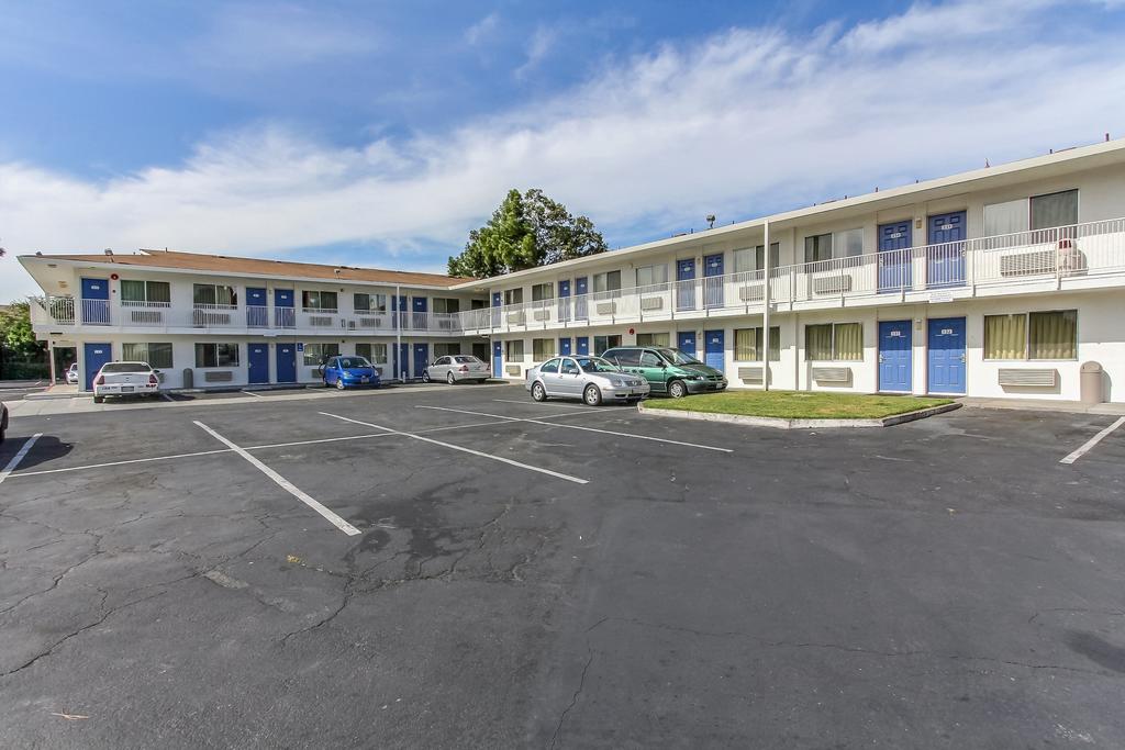 Motel 6 Santa Clara