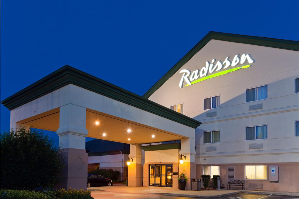 Radisson Hotel and Conference Center Rockford