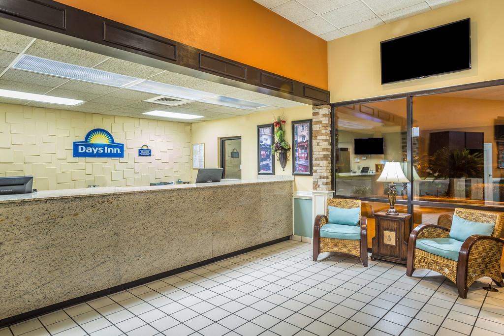 Days Inn Valdosta Lake Park