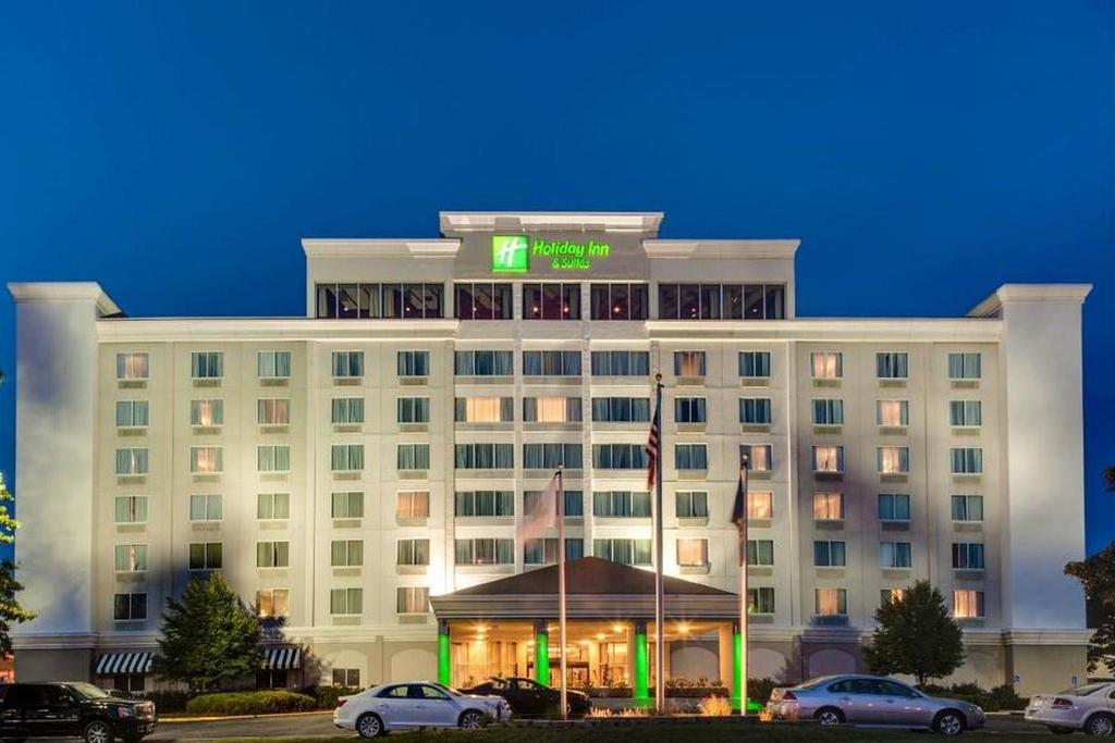 Holiday Inn Hotel and Suites West