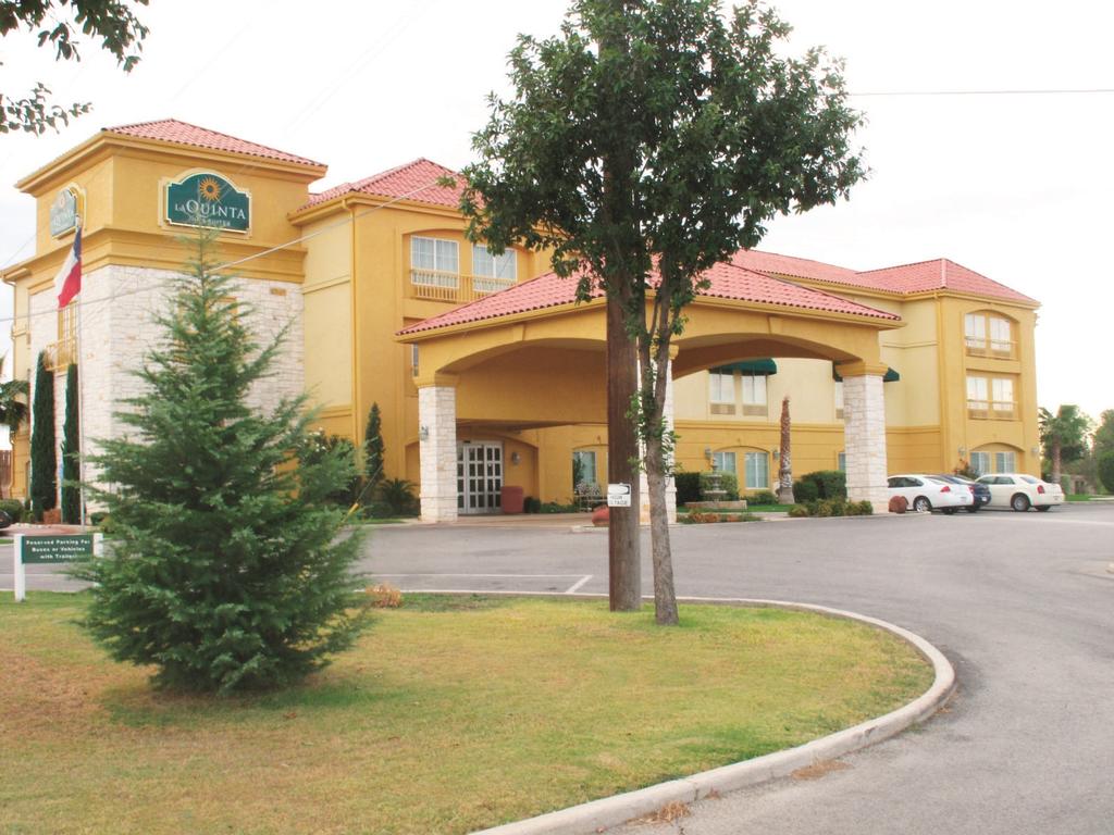 La Quinta Inn and Suites Fredericksburg