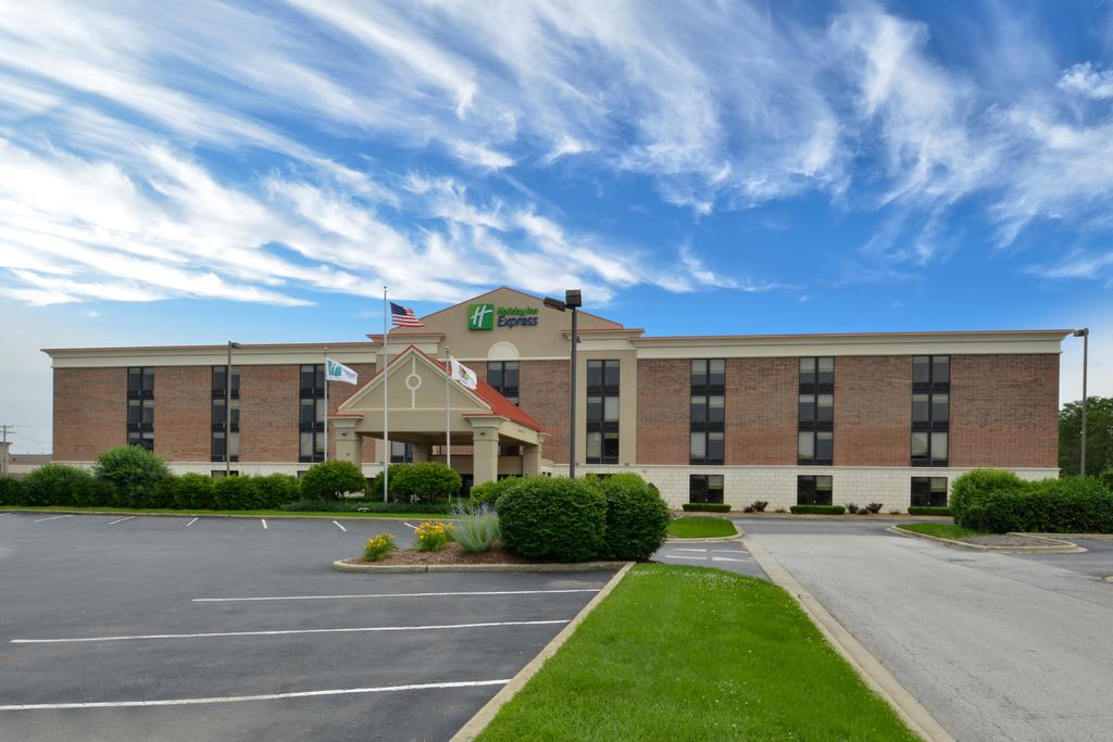 Holiday Inn Express Crestwood