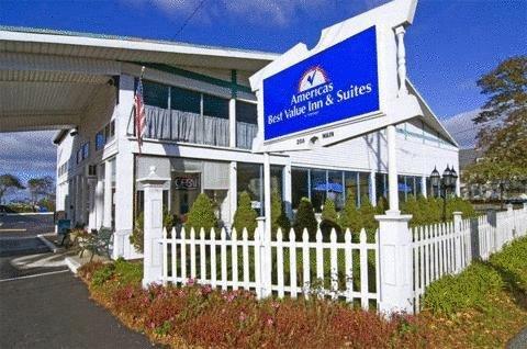 Americas Best Value Inn and Suites Hyannis