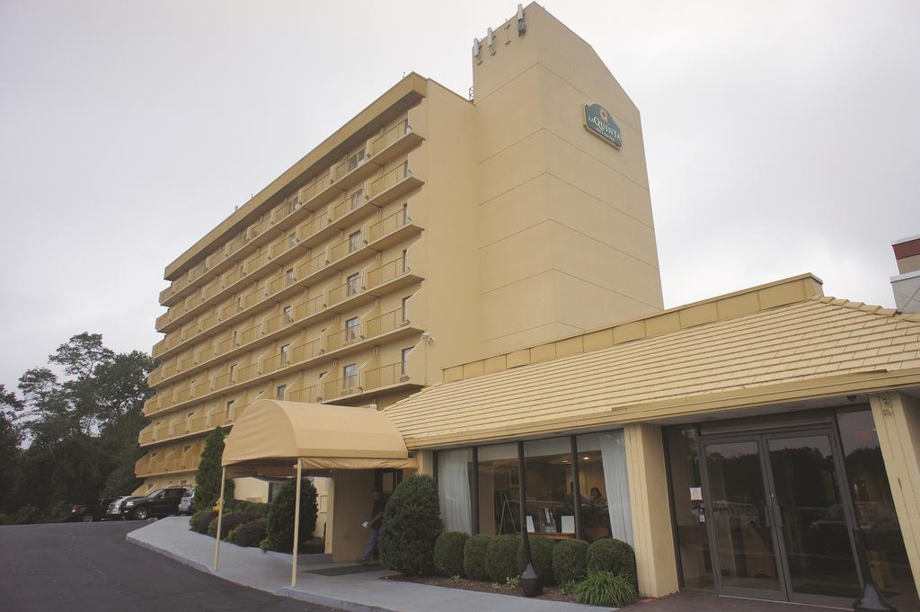 La Quinta Inn and Suites Stamford