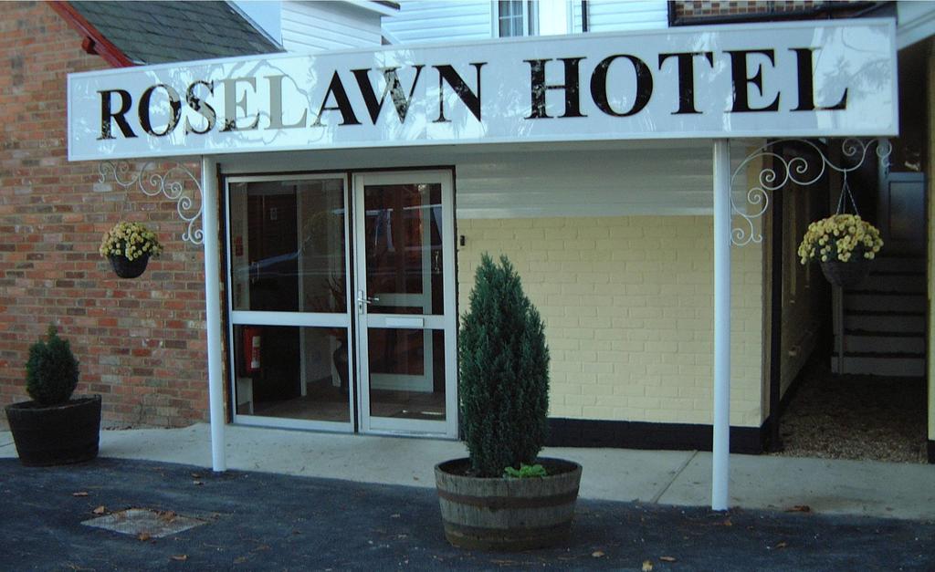 Roselawn Hotel