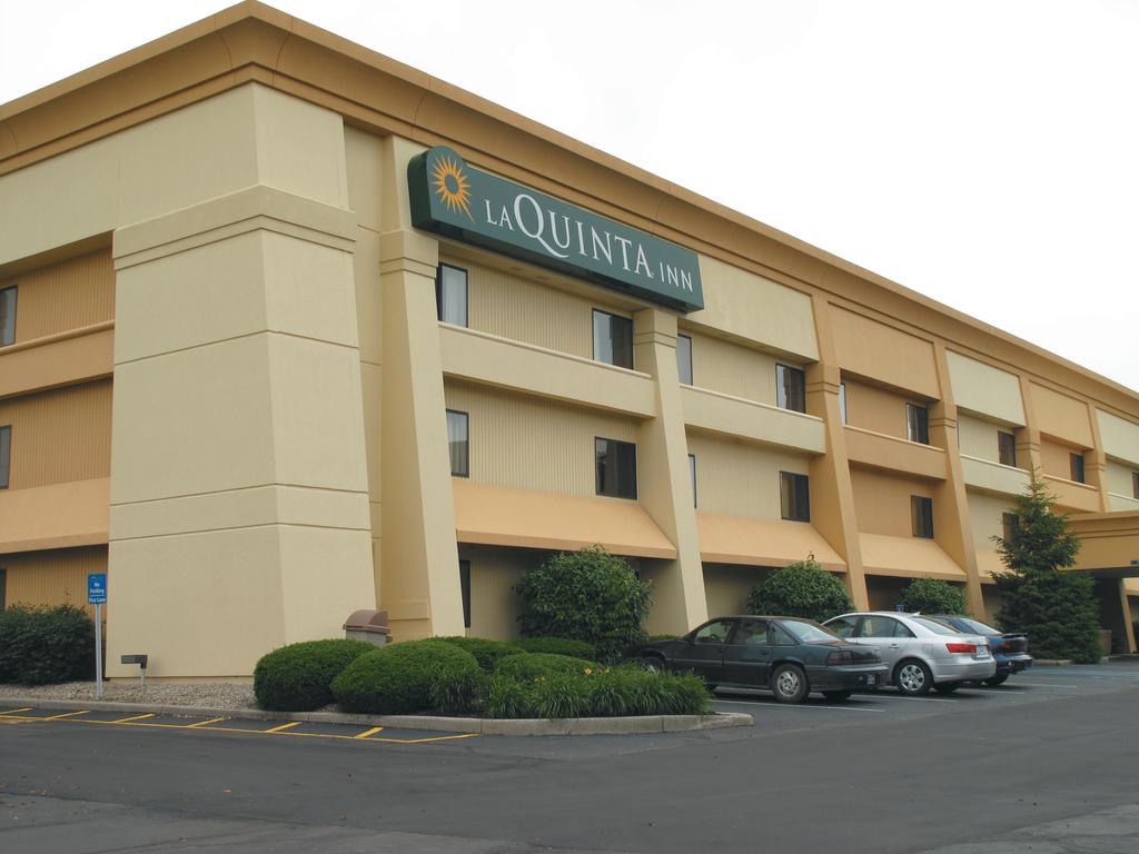 La Quinta Inn Indianapolis Airport Executive Drive