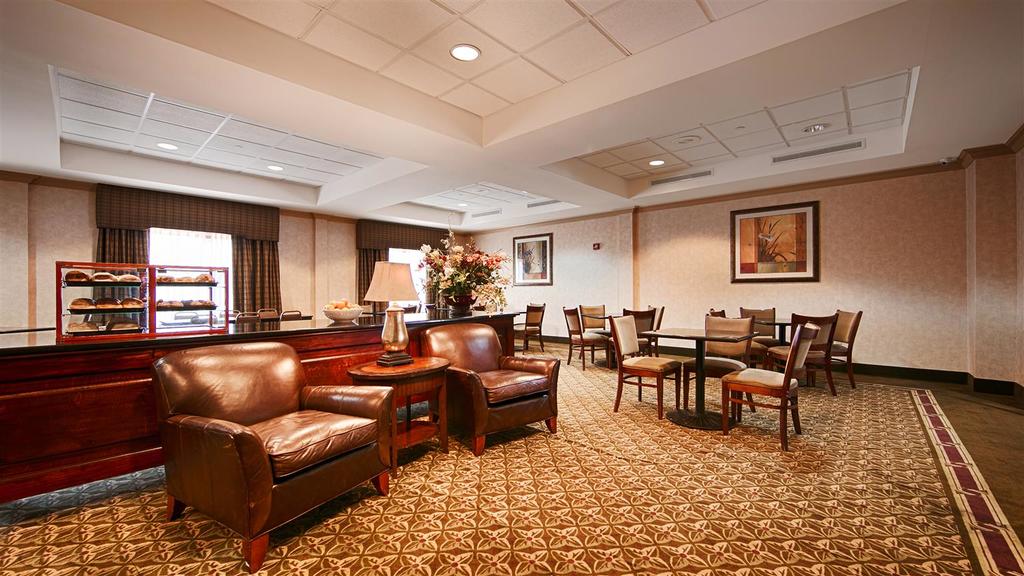 Best Western Riverview Inn and Suites