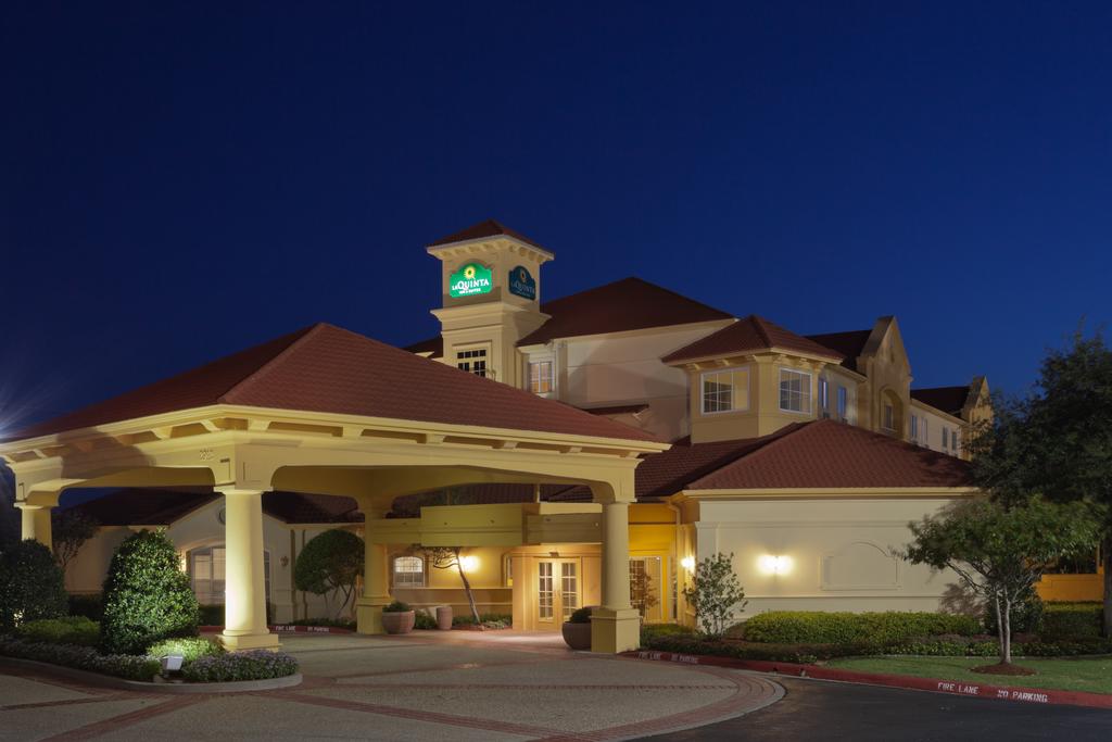 La Quinta Inn and Suites Sherman