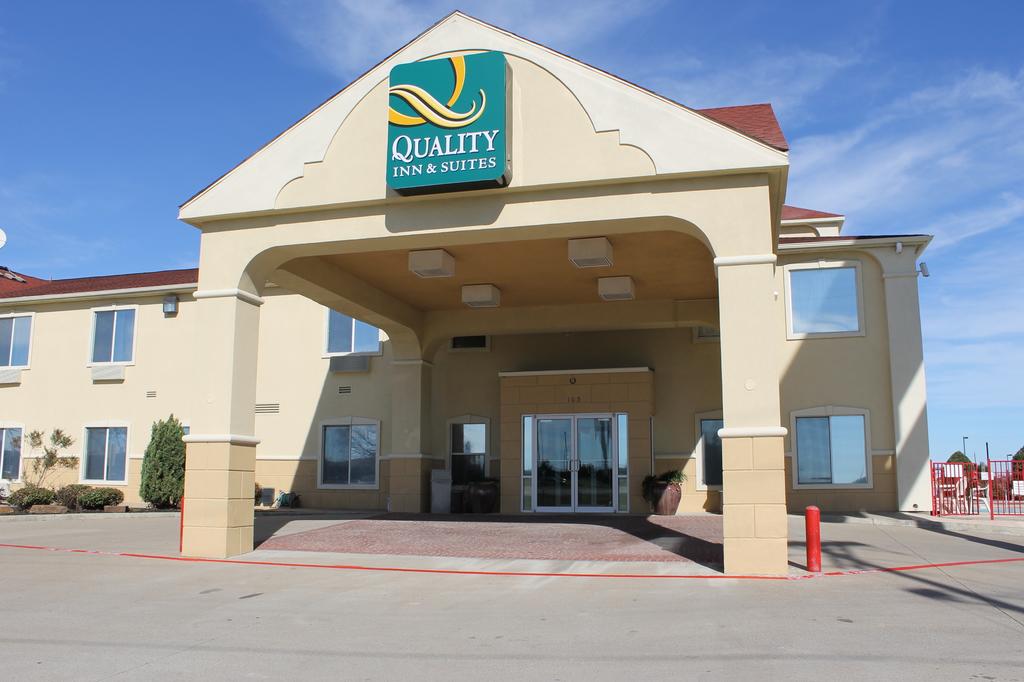 Quality Inn and Suites Terrell