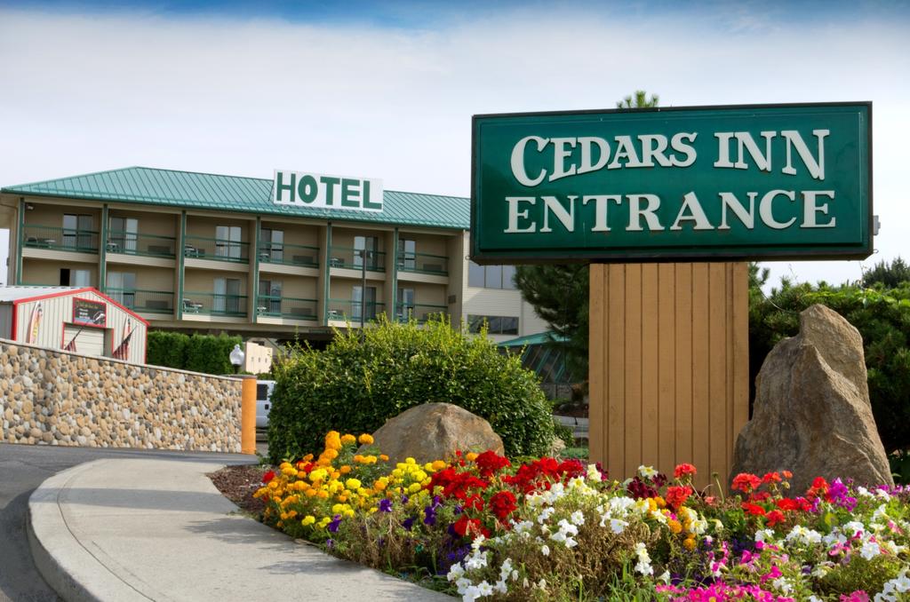 Cedars Inn