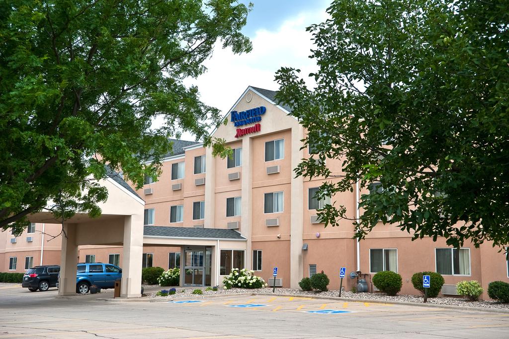 Fairfield Inn and Suites Brookings