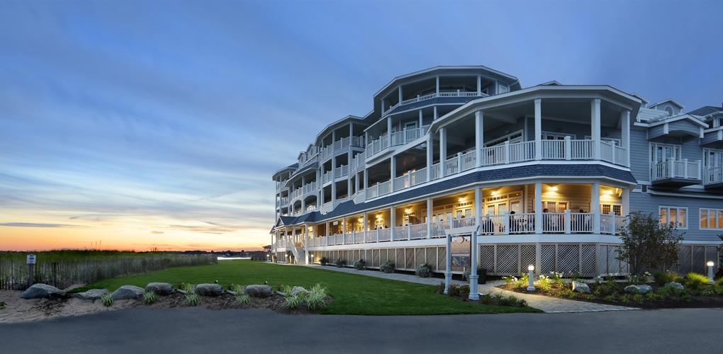 MADISON BEACH HOTEL Curio