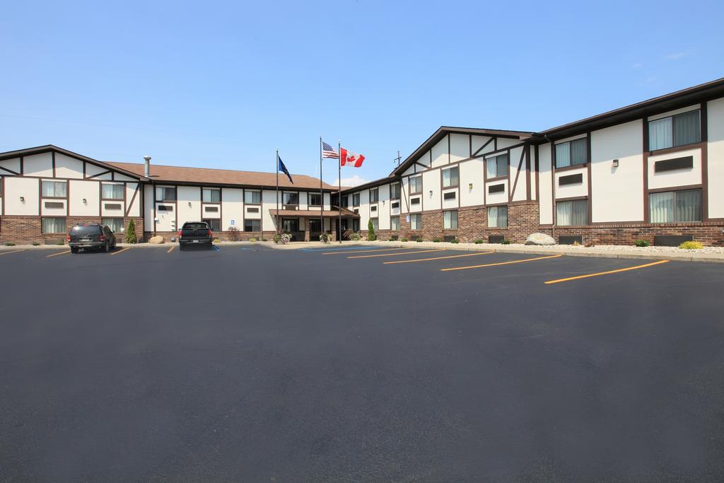 Americas Best Value Inn and Suites Birch Run