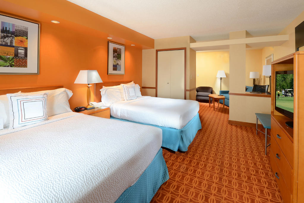 Fairfield Inn and Suites Richmond Short PumpI-64