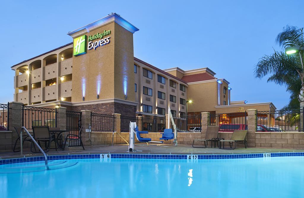 Holiday Inn Express San Diego South - National City