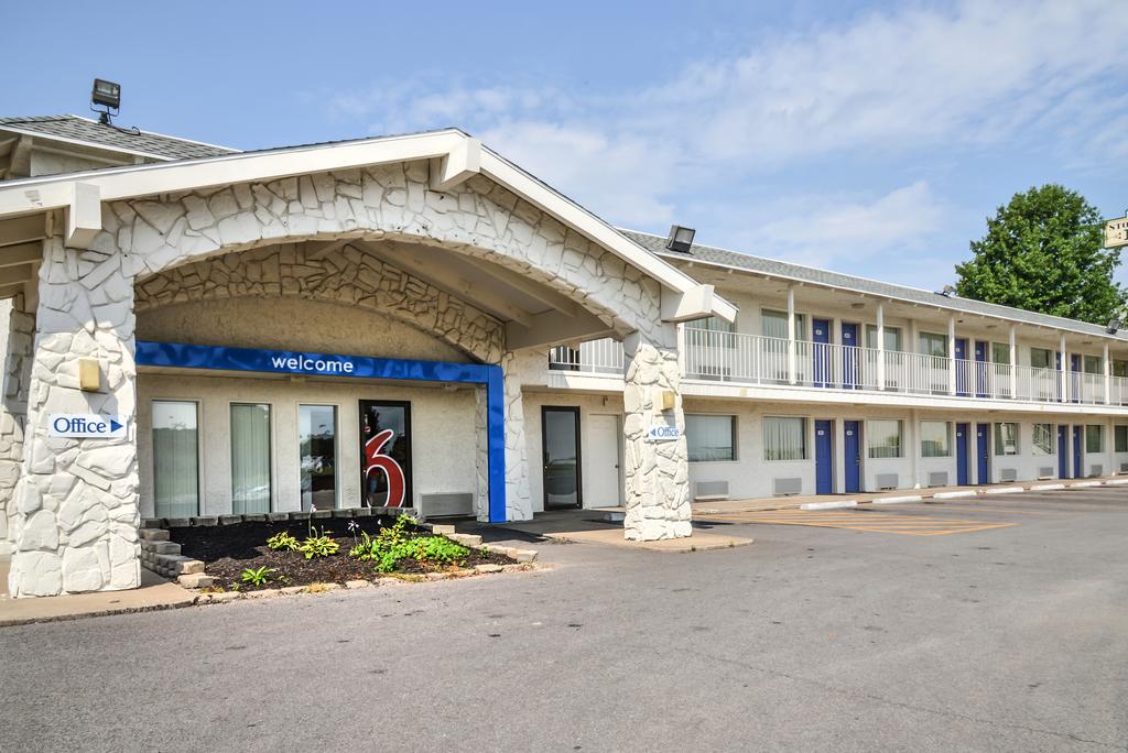 Motel 6 St Joseph