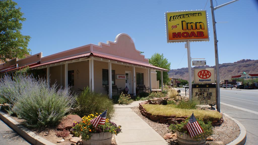 Adventure Inn and Motel