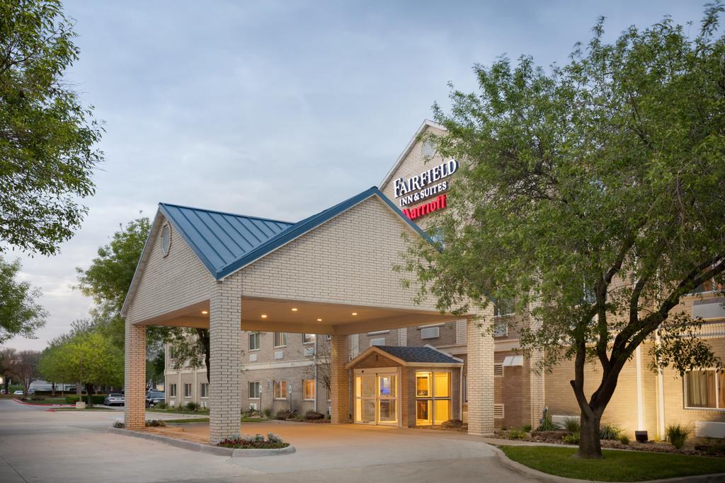 Fairfield Inn and Suites Dallas Plano