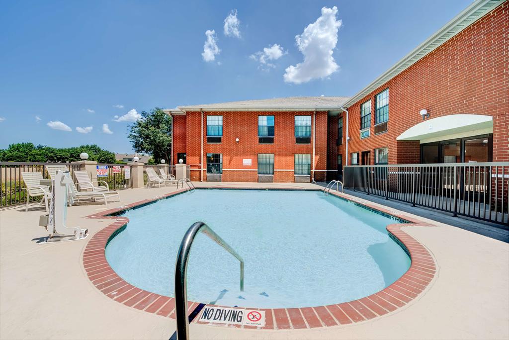 Days Inn Dallas Plano