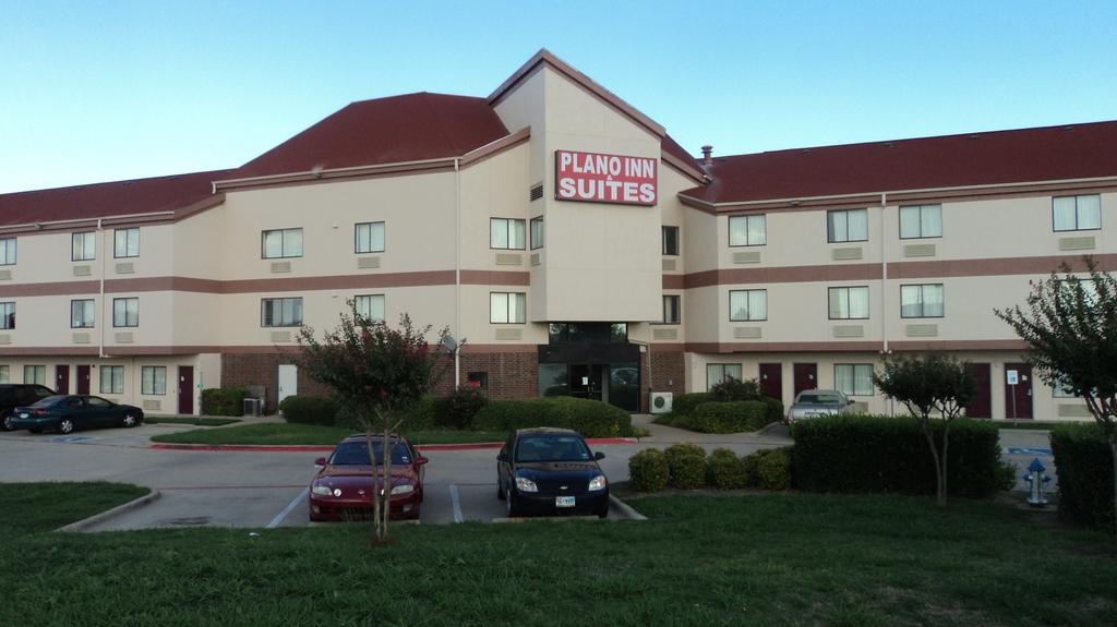 Plano Inn and Suites