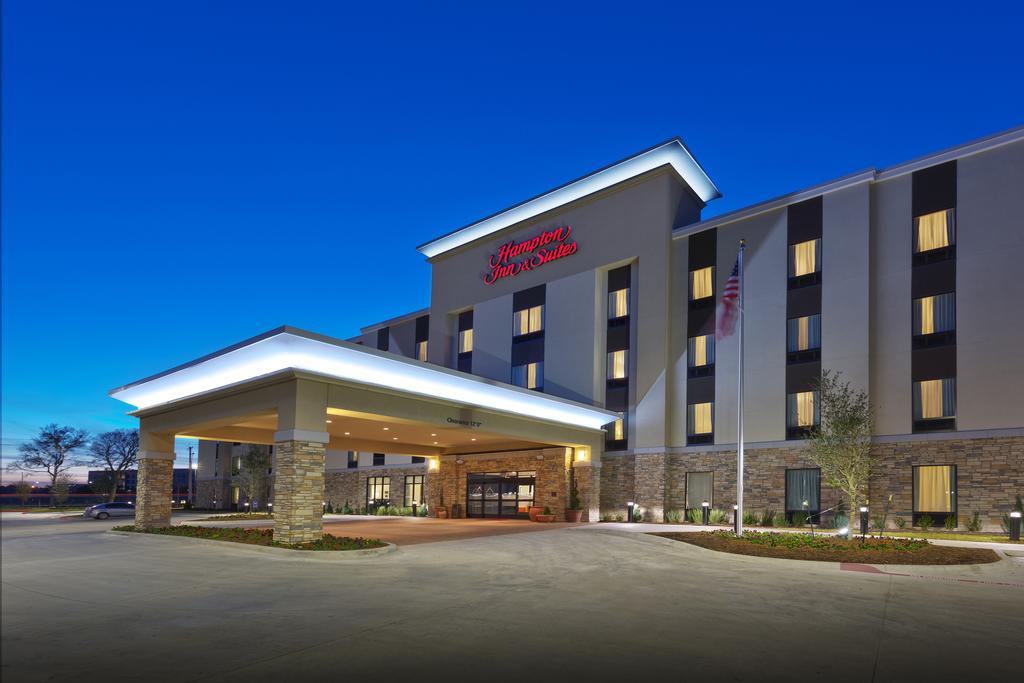 Hampton Inn and Suites Dallas-Plano-East - TX