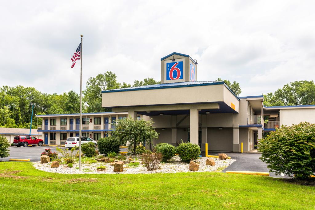 Motel 6 Evansville