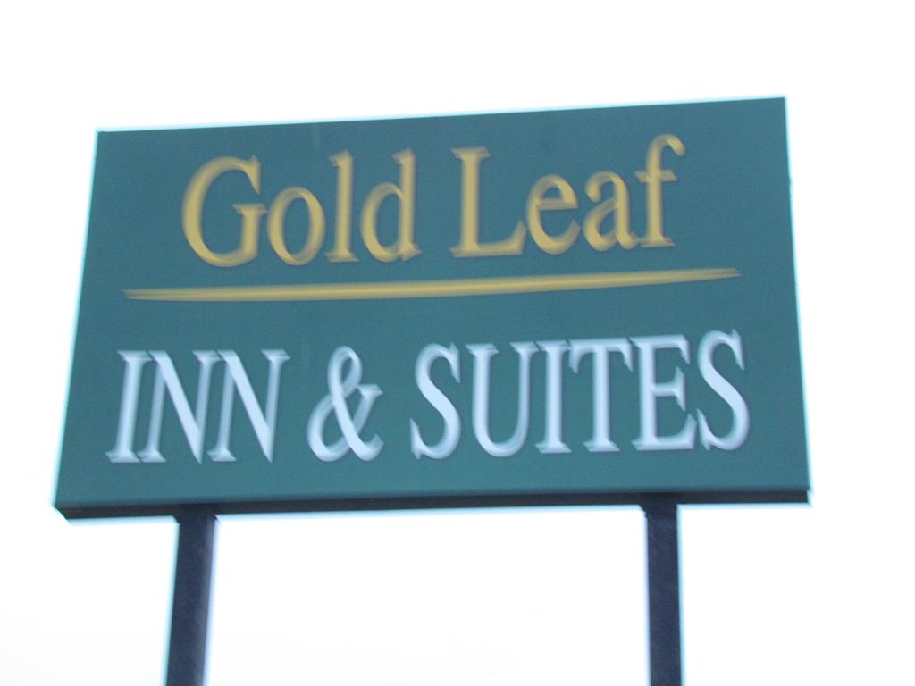 Gold Leaf Inn and Suites