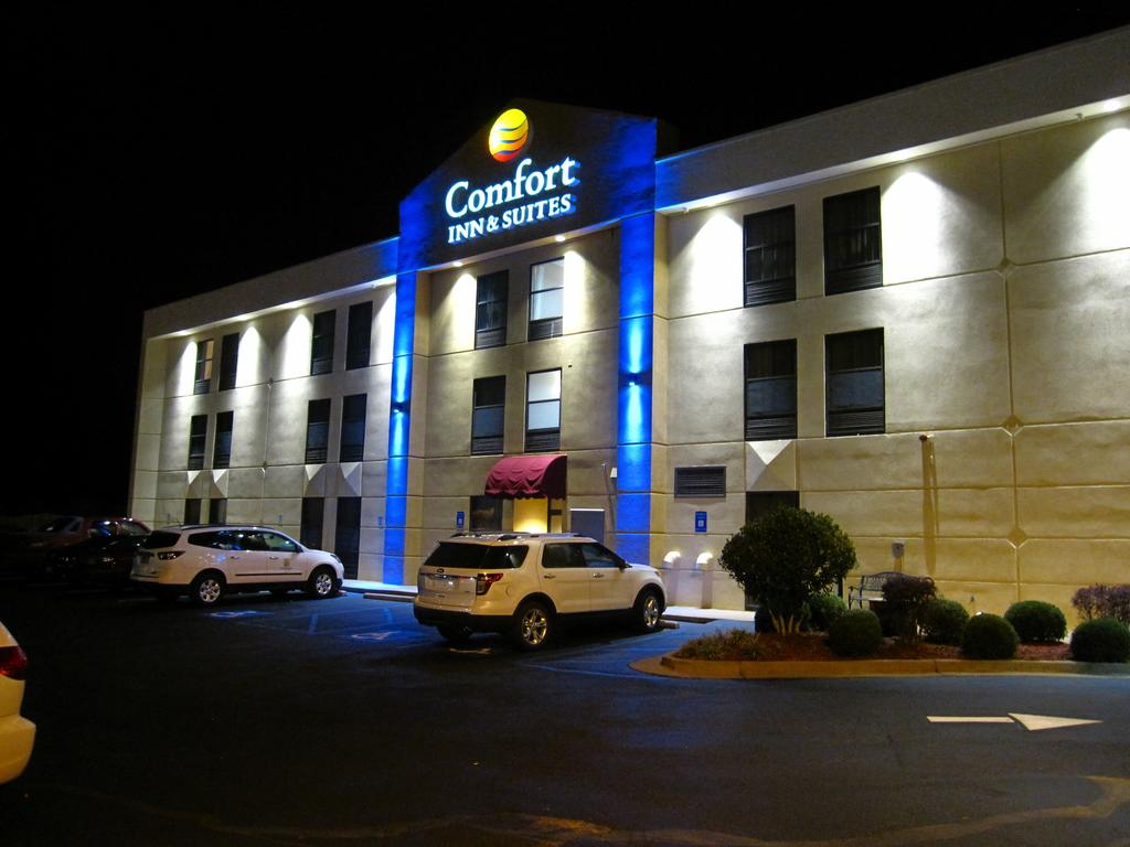 Comfort Inn and Suites LaGrange