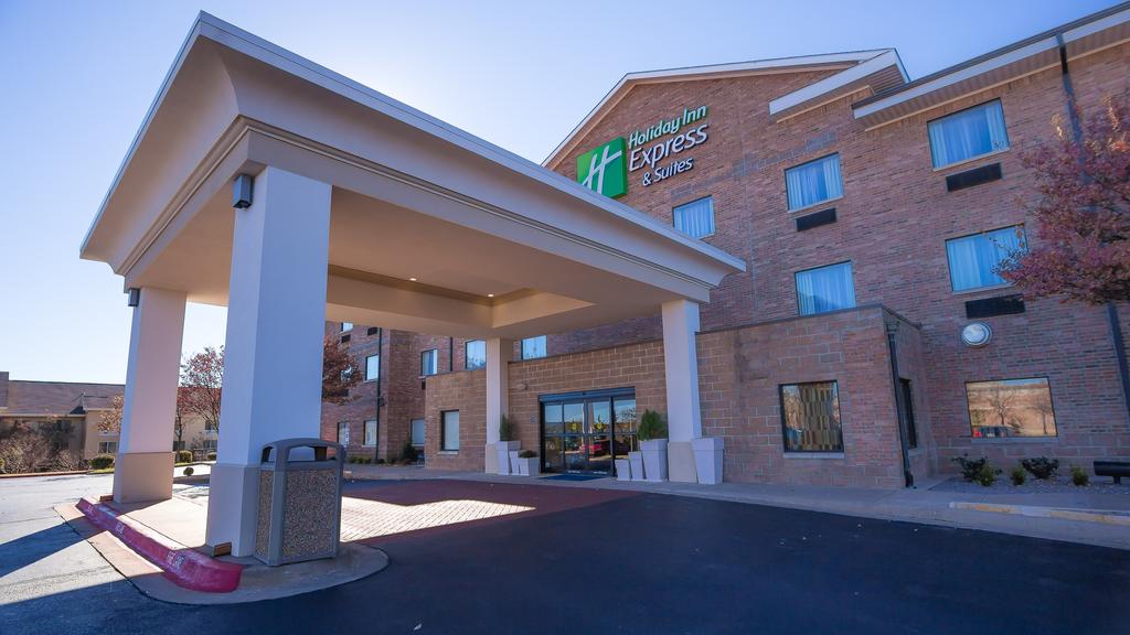 Holiday Inn Exp Stes Edmond