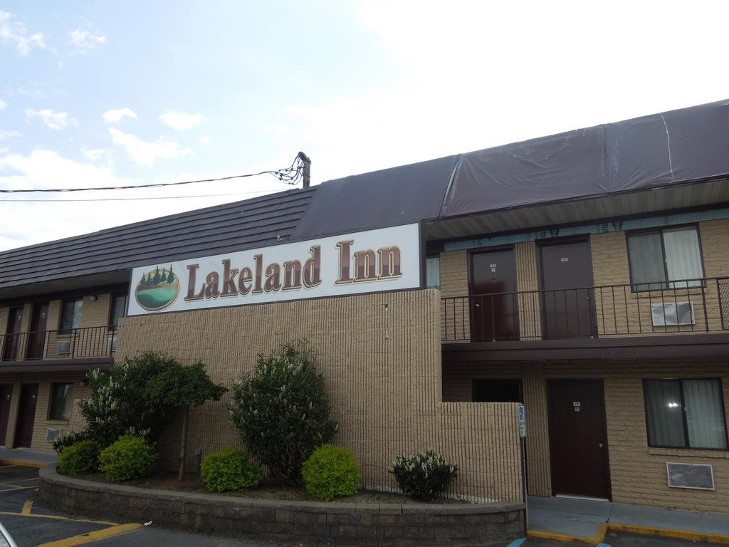 Lakeland Inn