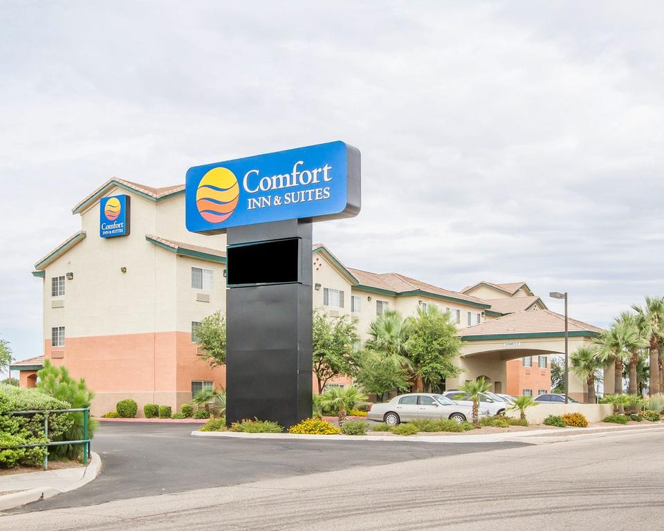 Comfort Inn and Suites Tucson