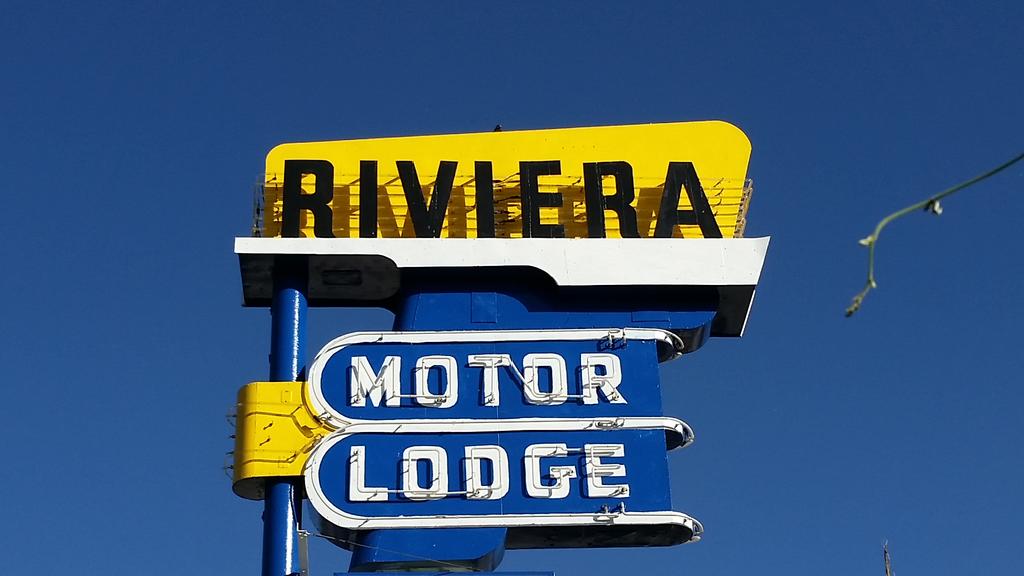 Riviera Motor Lodge