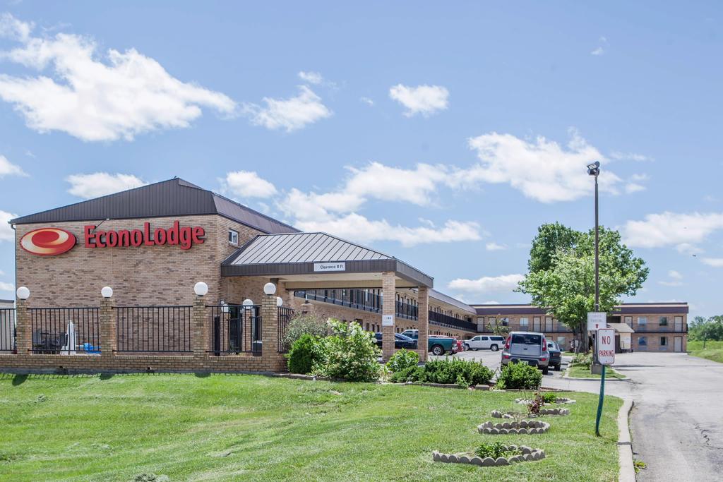 Econo Lodge Belton - Kansas City South