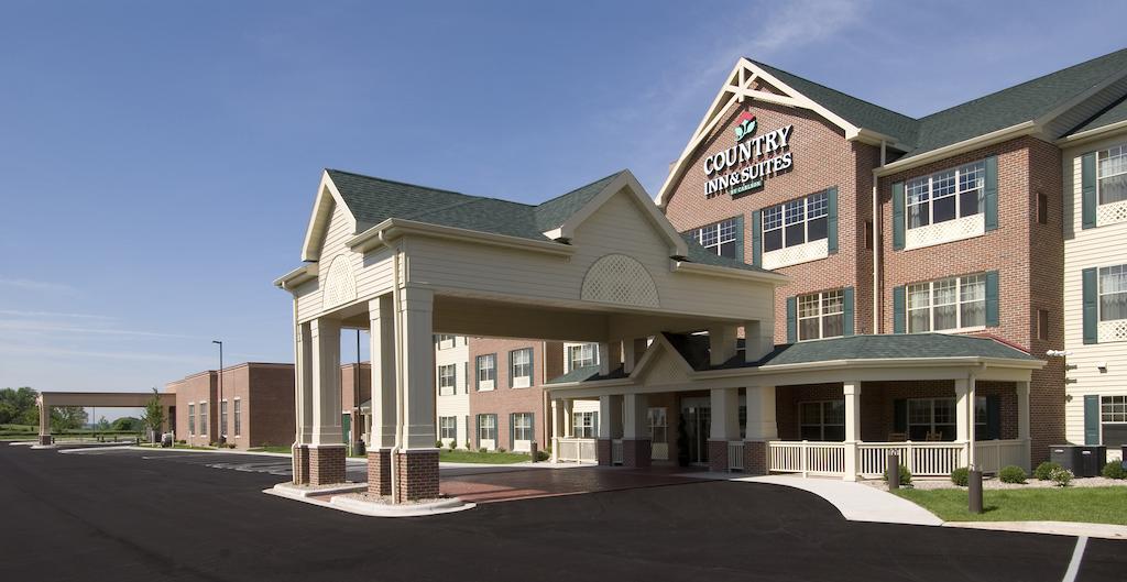 Country Inn and Suites Green Bay East