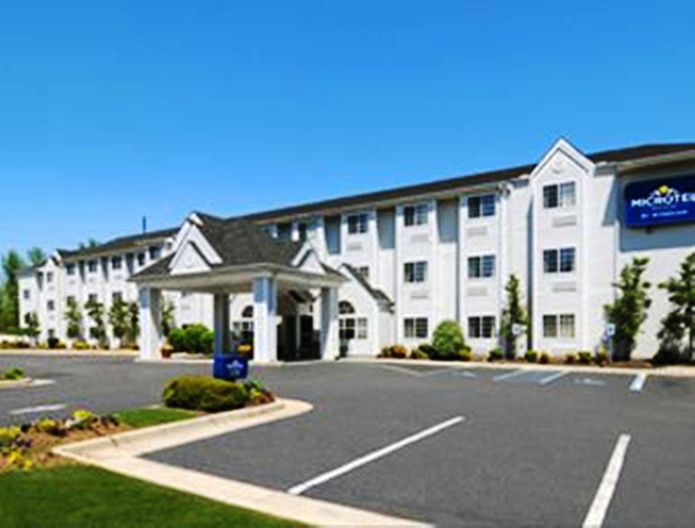 Microtel Inn and Suites by Wyndham Decatur