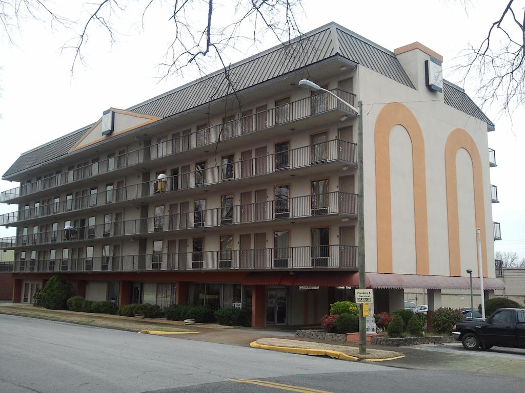 Studio 9 Inn and Suites