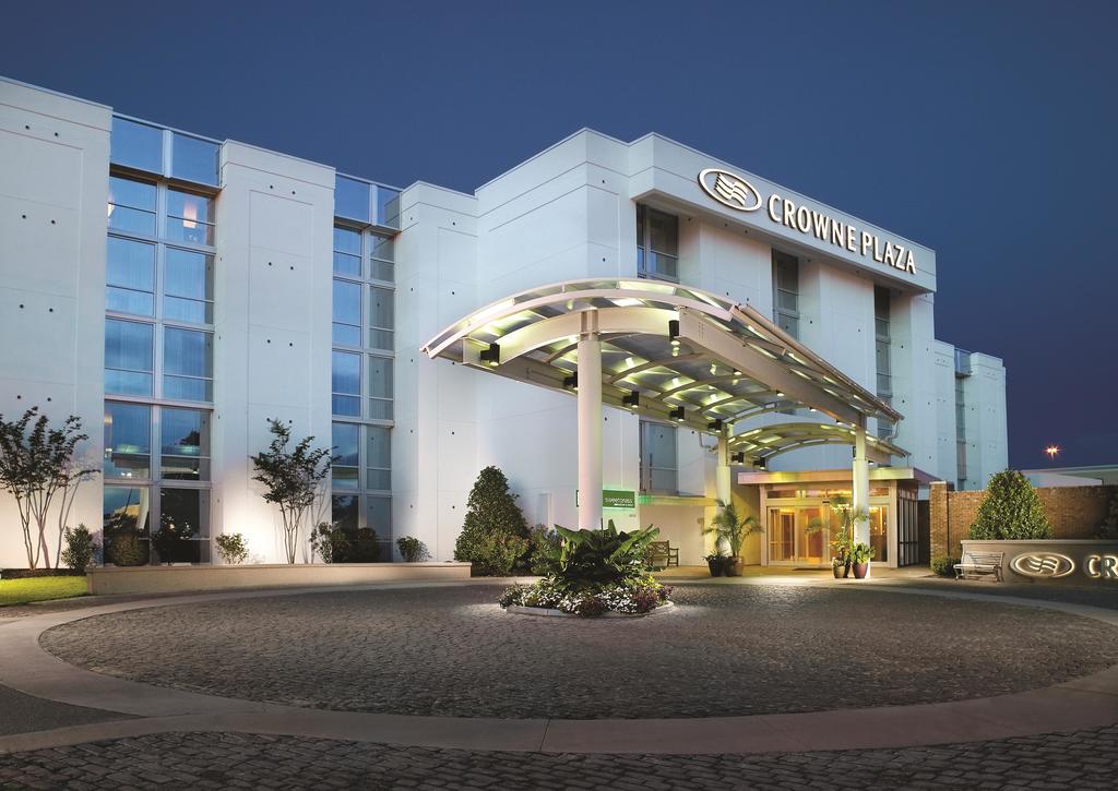 Crowne Plaza Airport Charleston Airport Convention Center