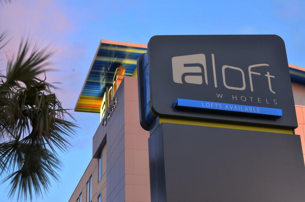 Aloft Charleston Airport and Convention Center