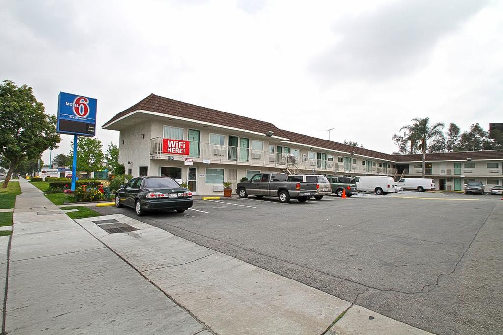 Motel 6 Ontario Airport