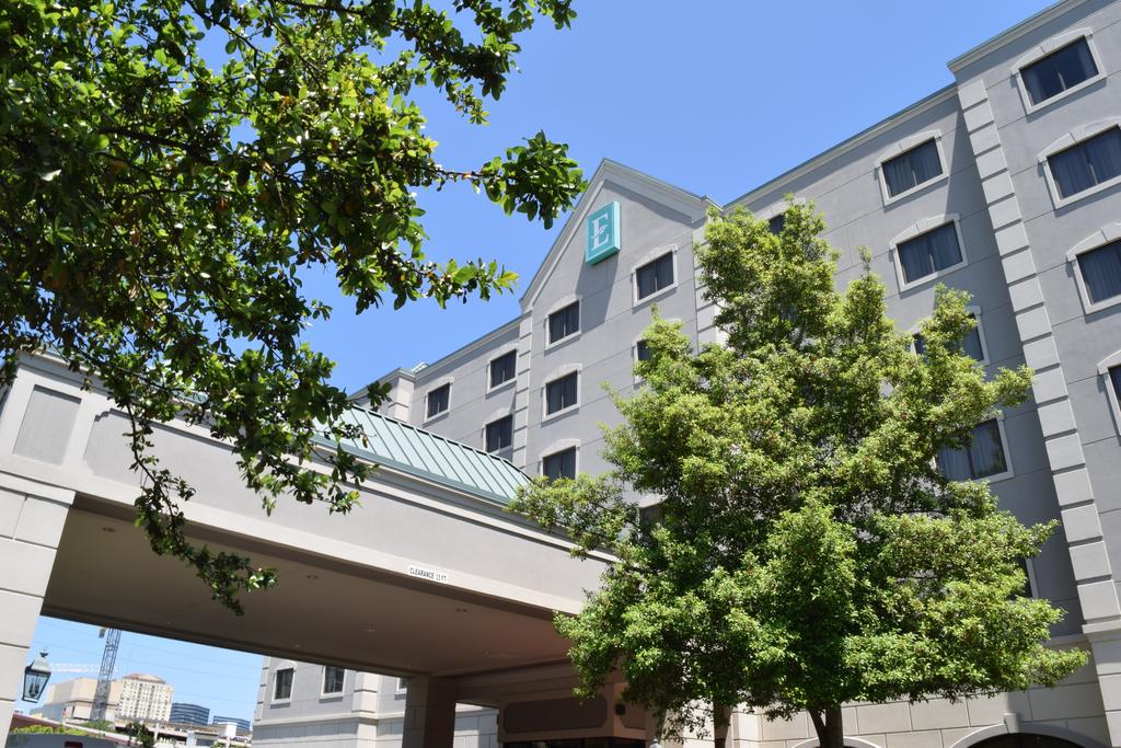 Embassy Suites Houston - Near the Galleria