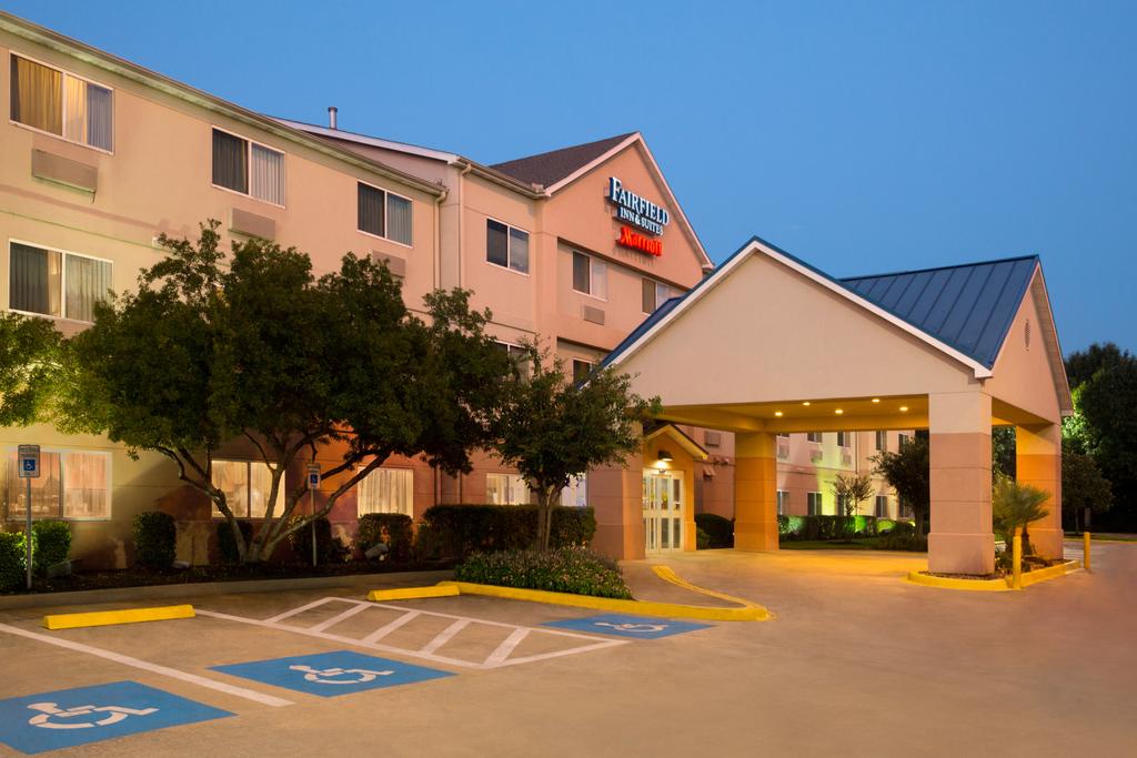 Fairfield Inn and Suites Houston Energy CorridorKaty Freeway