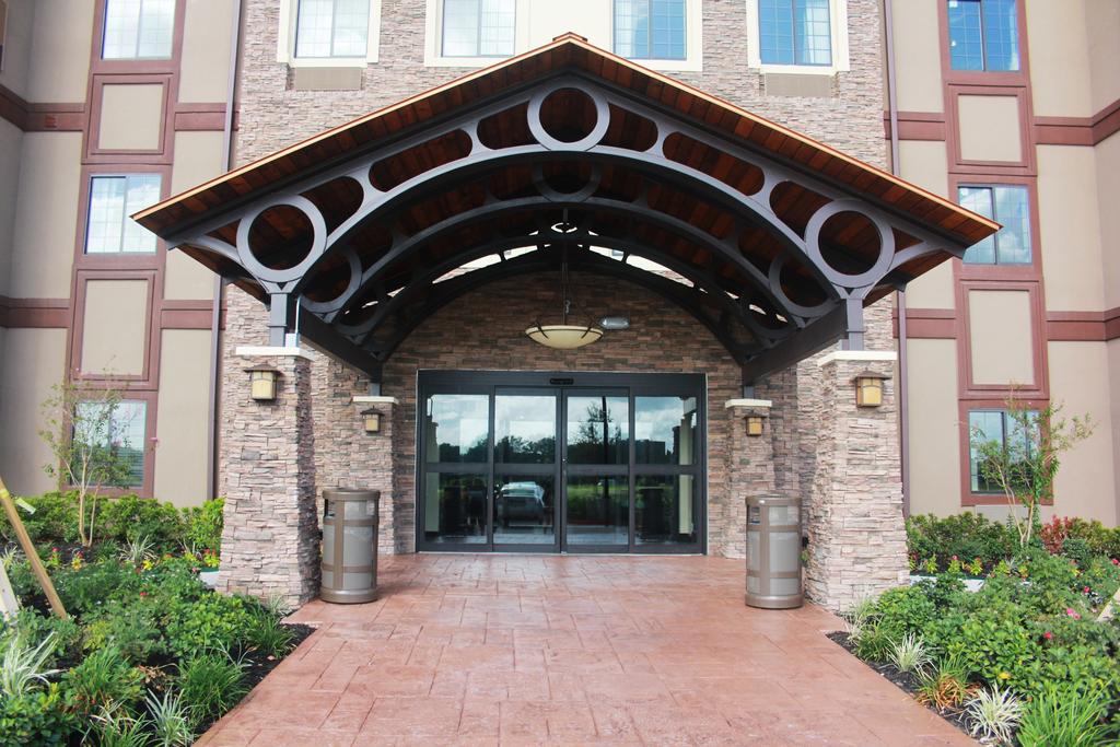 Staybridge Suites Houston IAH - Beltway 8