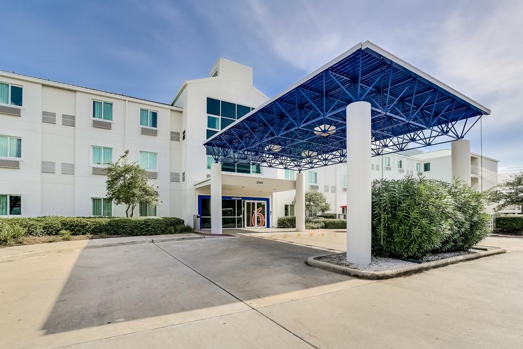 Motel 6 Houston - Westchase