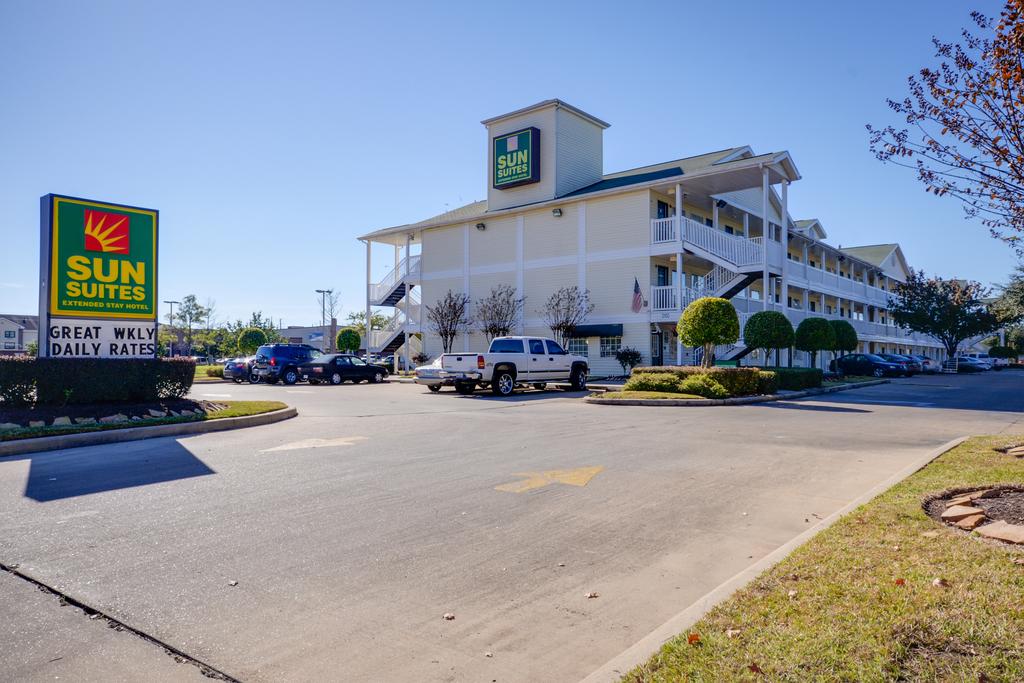 Sun Suites Westchase