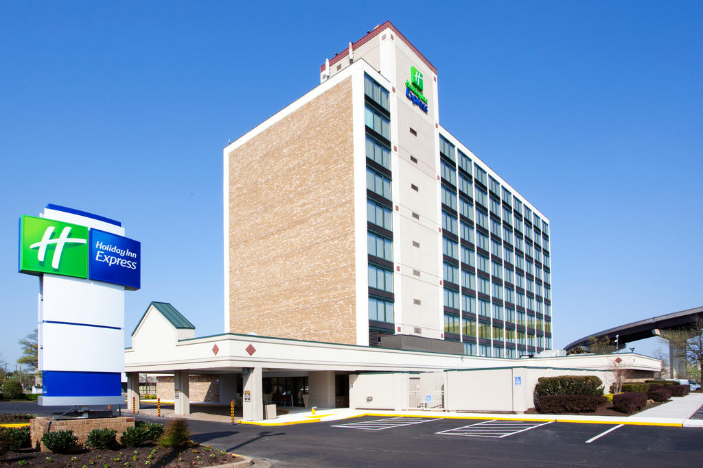 Holiday Inn Exp Dc Springfield