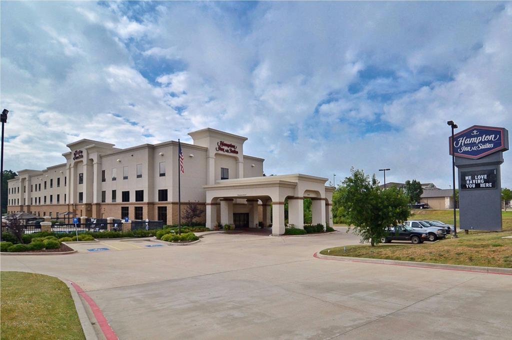 Hampton Inn and Suites Nacogdoches