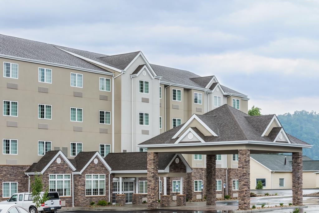 Microtel Inn and Suites New Martinsville