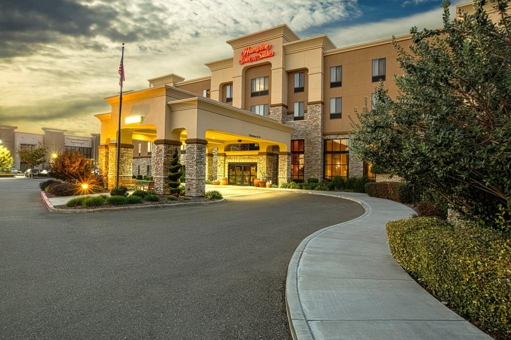 Hampton Inn and Suites Sacramento-Elk Grove Laguna I-5 - CA