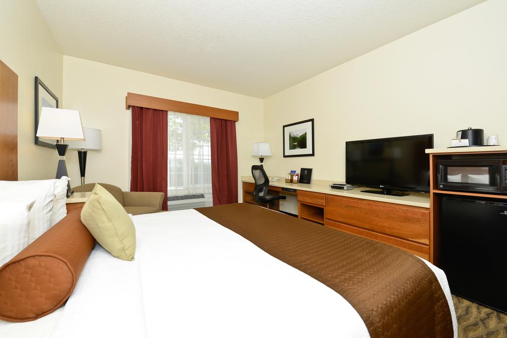 BEST WESTERN PLUS Park Place Inn and Suites