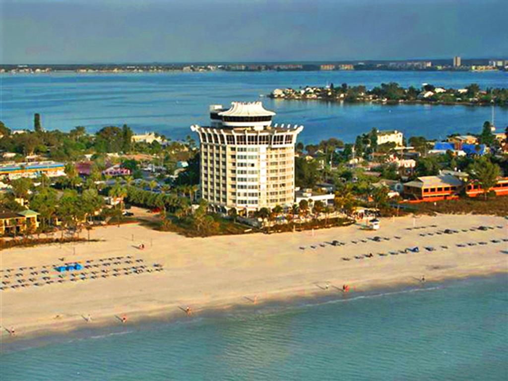 Grand Plaza Hotel Beachfront Resort and Conference Center